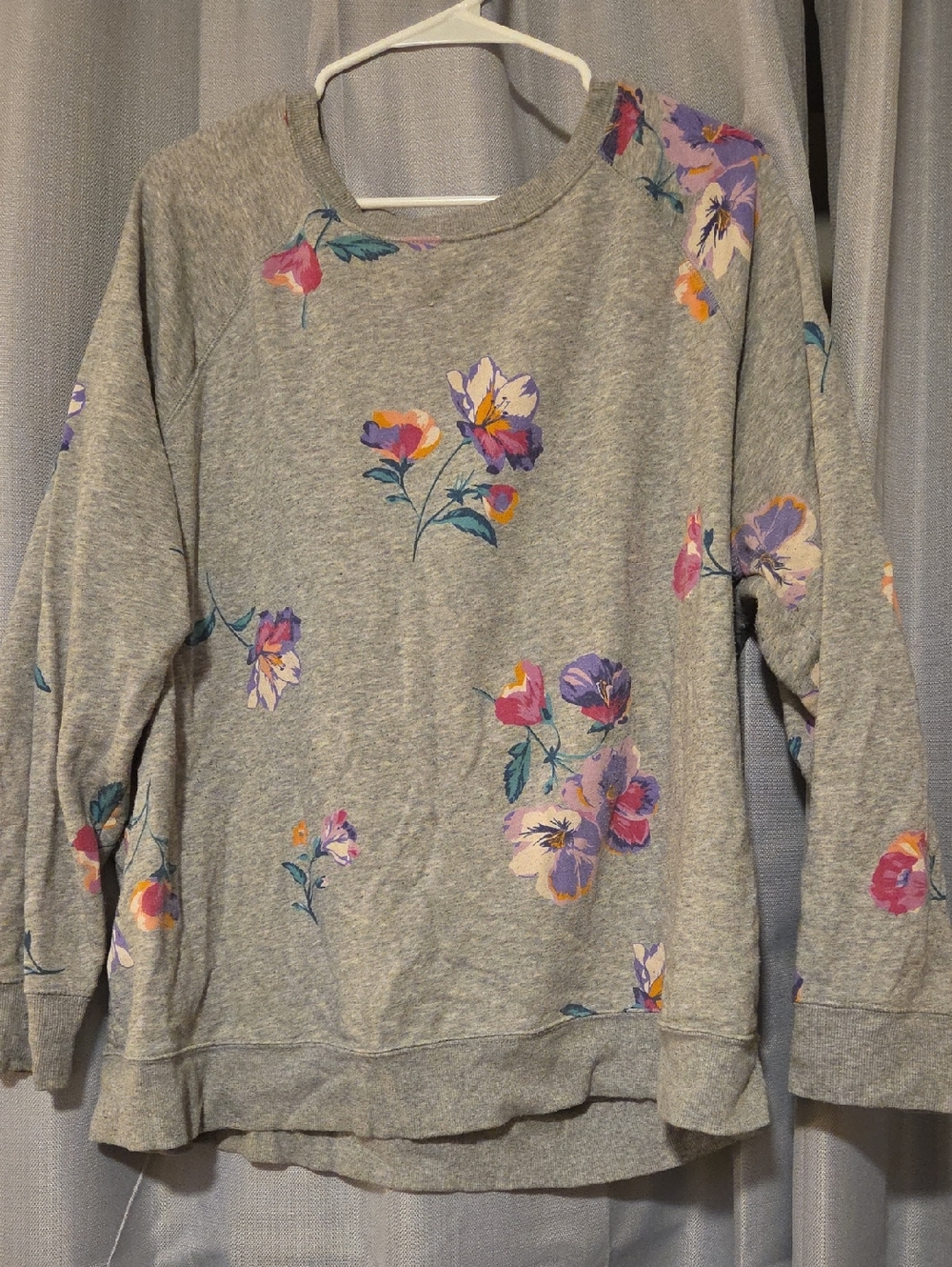 Old Navy Gray Floral Crewneck Sweatshirt